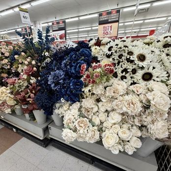 Michaels - Artificial flowers - Arts & Crafts Near Me - Bethel Park, Pennsylvania