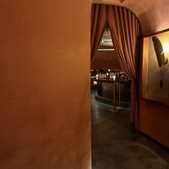 Powder Room - Cocktail Bars Near Me - Austin, Texas