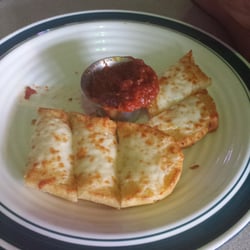 Ace's Chicago Pizza - Cheesy bread and marinara sauce. The dipping sauce is really good.
