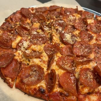 Donatos Pizza - Thin crust pepperoni pizza - Pizza Near Me - Flower Mound, Texas Donatos Pizza - Thin crust pepperoni pizza - Pizza Near Me - Flower Mound, Texas