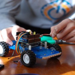 Silicon STEM Academy - Arduino Electronics and Robotics meet for fun, learning and future building skills.