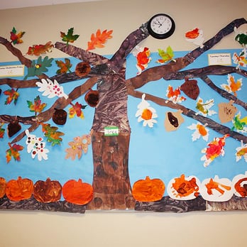 Grace Preschool - fall tree - Preschools Near Me - Los Gatos, California