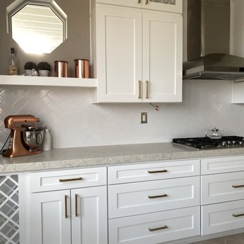 Hemet Flooring - Kitchen wine rack - Carpeting Near Me - Hemet, California Hemet Flooring - Kitchen wine rack - Carpeting Near Me - Hemet, California