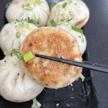 Dumpling Garden - Shanghai Pan Fried Soup Dumpling (6) - Dim Sum Near Me - Mountain View, California