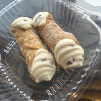 Napoletano Brothers - Cannoli - Italian Near Me - Springfield, Pennsylvania Napoletano Brothers - Cannoli - Italian Near Me - Springfield, Pennsylvania