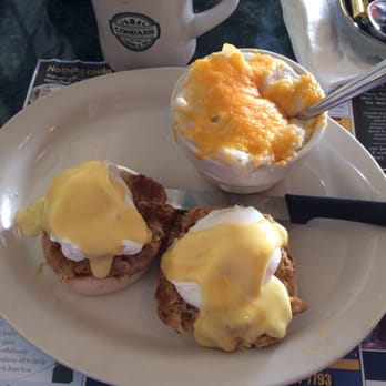 Metro Diner - Crab cake Eggs Benedict - Breakfast & Brunch Near Me - Jacksonville, Florida Metro Diner - Crab cake Eggs Benedict - Breakfast & Brunch Near Me - Jacksonville, Florida
