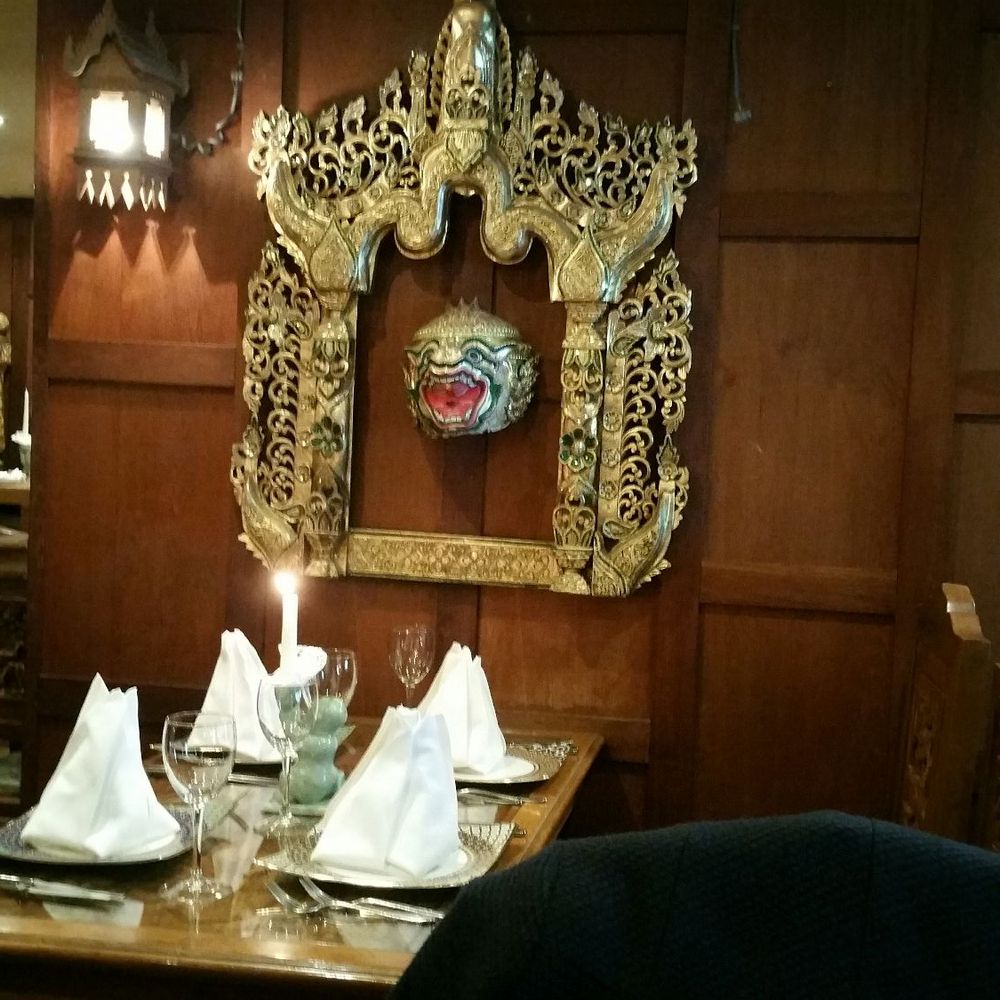 Thai Emerald Restaurant - Thai Near Me - Cirencester, GLS Thai Emerald Restaurant - Thai Near Me - Cirencester, GLS