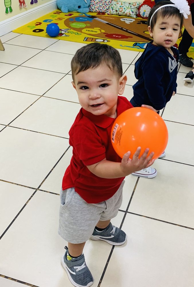 Rainbow Kids Center - childcare center in Hialeah, FL