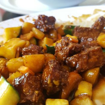 Wok In Cafe - Vegan Cashew Nut Chicken! Good flavor, not so greasy. They must not use MSG because I dont feel like crap after eating here. - Chinese Near Me - Redlands, California