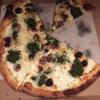 Polpettina - Large fig and goat cheese - Pizza Near Me - Eastchester, New York Polpettina - Large fig and goat cheese - Pizza Near Me - Eastchester, New York