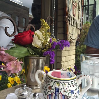 It's About Thyme - Table setting - Mediterranean Near Me - Culpeper, Virginia