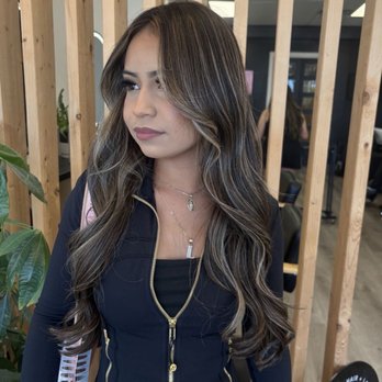 Raymond's Boutique Salon - Picture provided for hair color design requested. - Makeup Artists Near Me - San Diego, California Raymond's Boutique Salon - Picture provided for hair color design requested. - Makeup Artists Near Me - San Diego, California