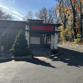 Benihana - Short Hills - Exterior - Sushi Bars Near Me - Short Hills, New Jersey