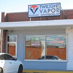 Twilight Vapor - Twilight Vapor Danbury, store front.