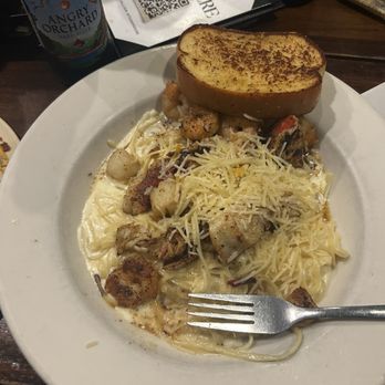Black Stallion Steakhouse - Seafood pasta - Steakhouses Near Me - Columbia, Kentucky