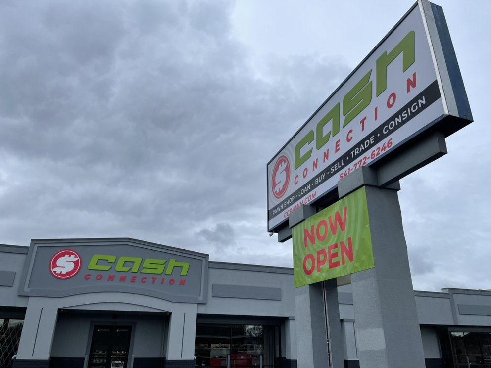 CASH CONNECTION MEDFORD Updated September 2024 17 Reviews 300 E