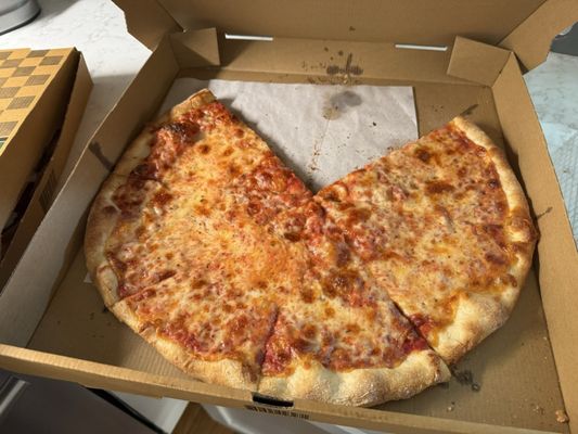 Pizza by Yandys (New York and detroit style pizza) by null