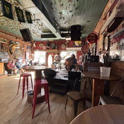 Town Pump Tavern