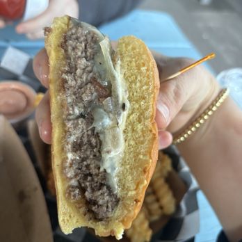 Al's Burger Shack - Burgers Near Me - Chapel Hill, North Carolina Al's Burger Shack - Burgers Near Me - Chapel Hill, North Carolina