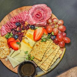 Urban Sweet Cafe - Personalized Charcuterie Board