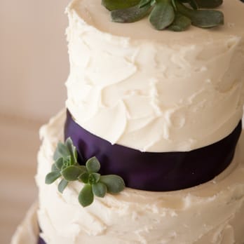 A Flower Snob - Cake with succulents - Florists Near Me A Flower Snob - Cake with succulents - Florists Near Me