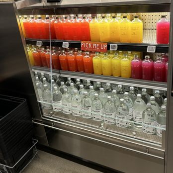 Erewhon - Grocery Near Me - Beverly Hills, California