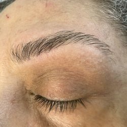 Miracle Brows - Threading