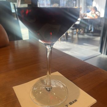 Beverly Bar - Perfect pour - Wine Bars Near Me - Beverly Hills, California