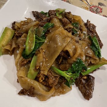 Tasty Thai - P2. Pad See Ew with beef. - Thai Near Me - New York, New York Tasty Thai - P2. Pad See Ew with beef. - Thai Near Me - New York, New York
