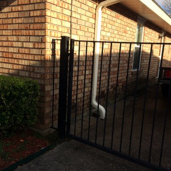 Clayton Construction Service - Gutter and trim installation. - Roofing Near Me - New Orleans, Louisiana Clayton Construction Service - Gutter and trim installation. - Roofing Near Me - New Orleans, Louisiana