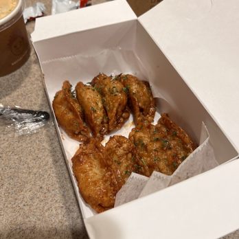 Mad For Chicken Plainview - Fried Dumpling - Coffee & Tea Near Me - Plainview, New York