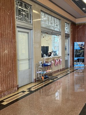 Messina's Runway Cafe by null