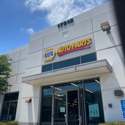 Napa Auto Parts - Front