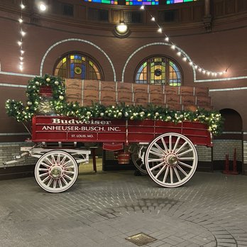 Budweiser Brewery Experience - This is inside the Clydesdale stables in St. Louis. - Beer Tours Near Me - Saint Louis, Missouri Budweiser Brewery Experience - This is inside the Clydesdale stables in St. Louis. - Beer Tours Near Me - Saint Louis, Missouri