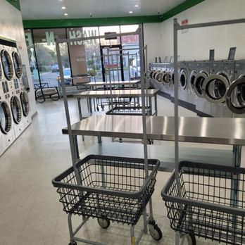 River Park Laundry - Nice and clean - Laundromat Near Me - Sacramento, California River Park Laundry - Nice and clean - Laundromat Near Me - Sacramento, California
