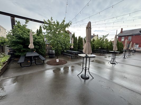 Hitchhiker Brewing - Brewery & Tap Room by null