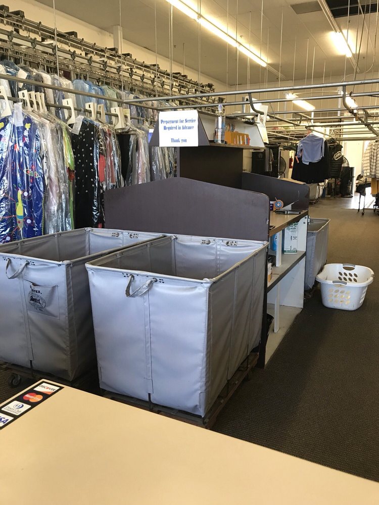 PARK AVENUE CLEANERS Updated July 2024 1251 Pin Oak Rd, KATY, Texas