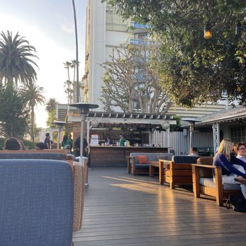 THE BUNGALOW - Updated December 2025 - 698 Photos & 1500 Reviews - 101