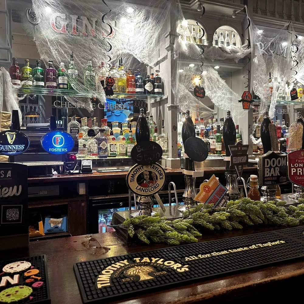 The Cheshire Cheese - Pubs Near Me - London, XGL The Cheshire Cheese - Pubs Near Me - London, XGL