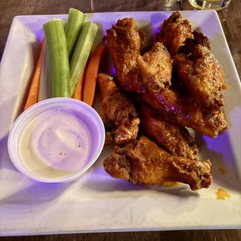 The Parlor - Buffalo Wings - Salad Near Me - Reno, Nevada