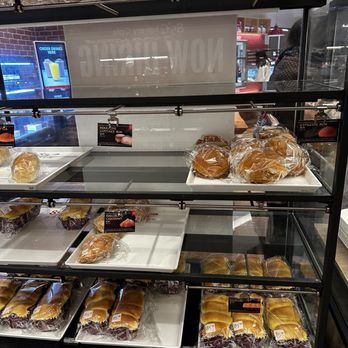 85°C Bakery Cafe-Pleasanton - Fresh baked items - Bakeries Near Me - Pleasanton, California 85°C Bakery Cafe-Pleasanton - Fresh baked items - Bakeries Near Me - Pleasanton, California