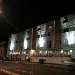 White Rock Hotel - Retro seafront hotel