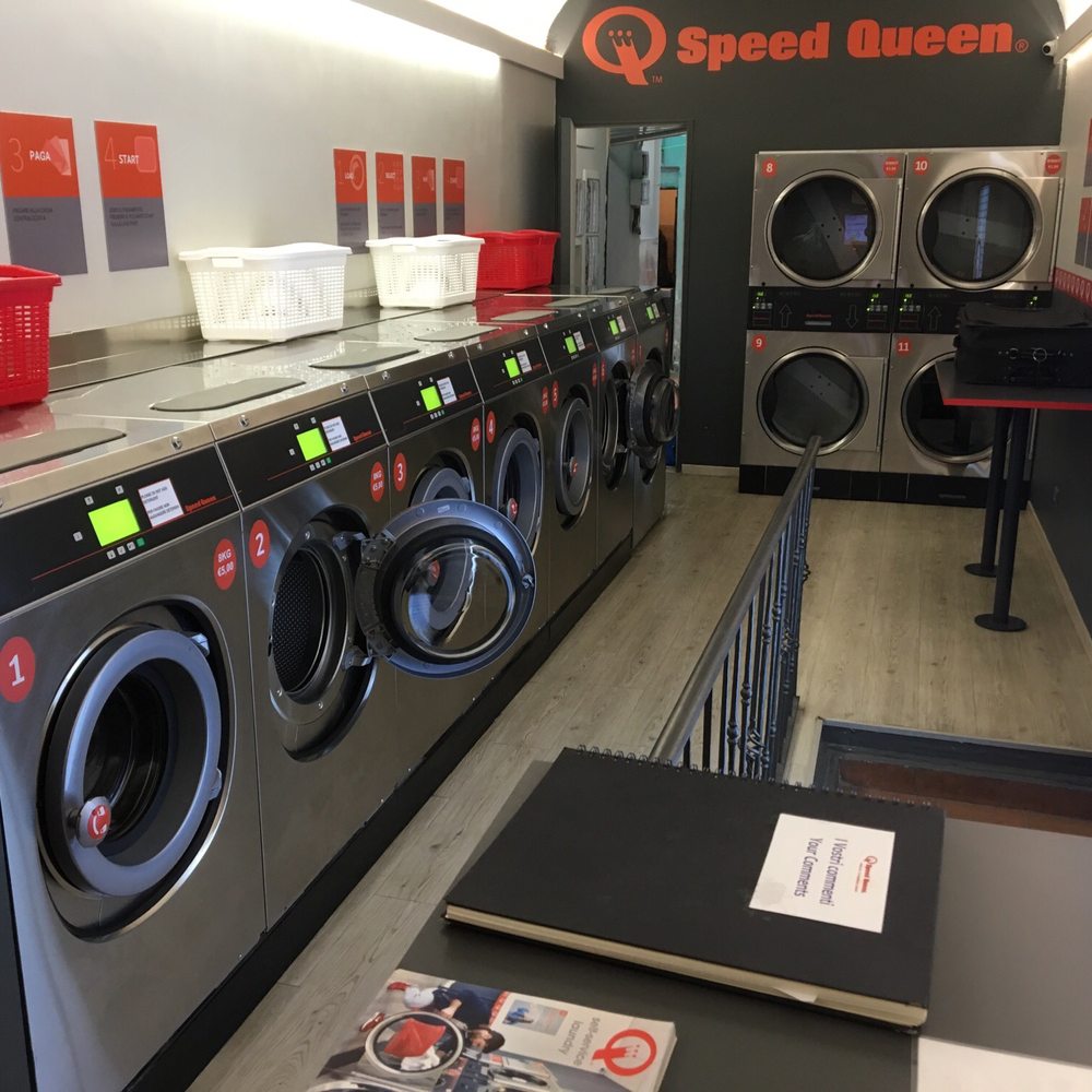 Speed Queen - Seven washers...six 8kg(about 18 lb) washersand one 14kg (about 30lb) washer. Also four 10 minute dryers. - Laundromat Near Me - Rome, RM Speed Queen - Seven washers...six 8kg(about 18 lb) washersand one 14kg (about 30lb) washer. Also four 10 minute dryers. - Laundromat Near Me - Rome, RM