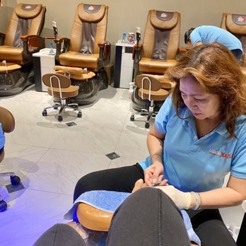 Lavish Nail And Spa - Nail Salons Near Me - Panama City, Florida Lavish Nail And Spa - Nail Salons Near Me - Panama City, Florida