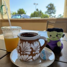 Cafe De Olla & Jugo de Cafe De Olla & Jugo de