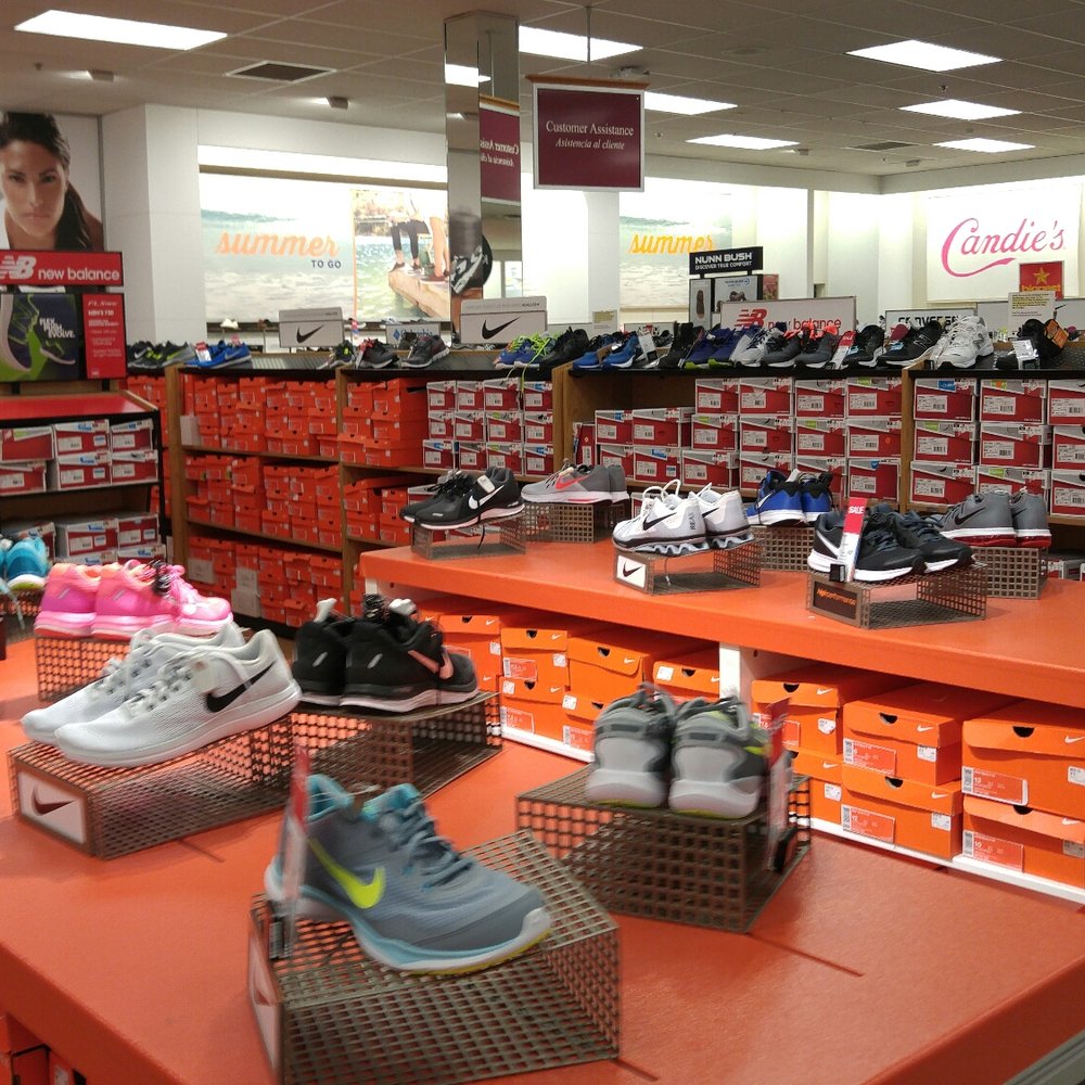 Kohl's - Shoe department. - Department Stores Near Me - VICTORVILLE, California