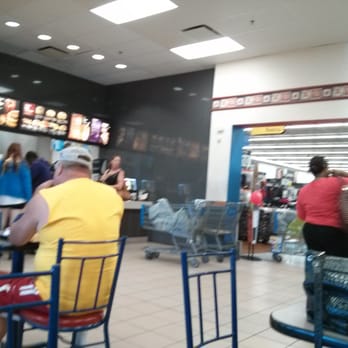 McDonald's - On the left is where u can order, and on tge right is the entrance to the McDonalds - Fast Food Near Me - Mississauga, Ontario McDonald's - On the left is where u can order, and on tge right is the entrance to the McDonalds - Fast Food Near Me - Mississauga, Ontario