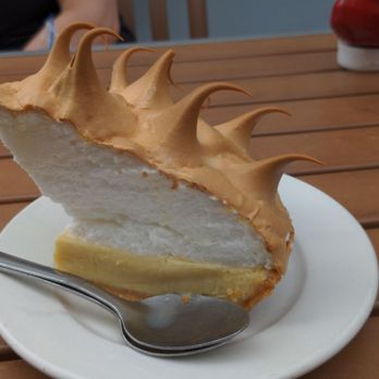 Captain Craig's Restaurant - Key lime pie - Seafood Near Me - Tavernier, Florida