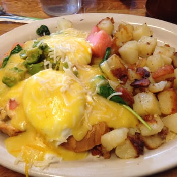 DeLuca's Diner - California Benedict: Avocado, tomatoes, spinach, Chipotle pesto, Asiago cheese. - Breakfast & Brunch Near Me - Pittsburgh, Pennsylvania
