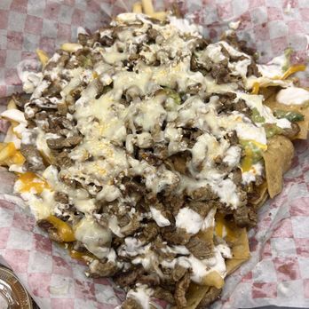 Albert’s Mexican Food - Carne Asada Nachos + Fries - Mexican Near Me - El Monte, California